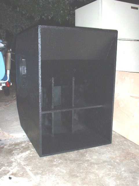 http://www.pispeakers.com/Basshorn/Cabinet_Completed_Diagonal_View.jpg
