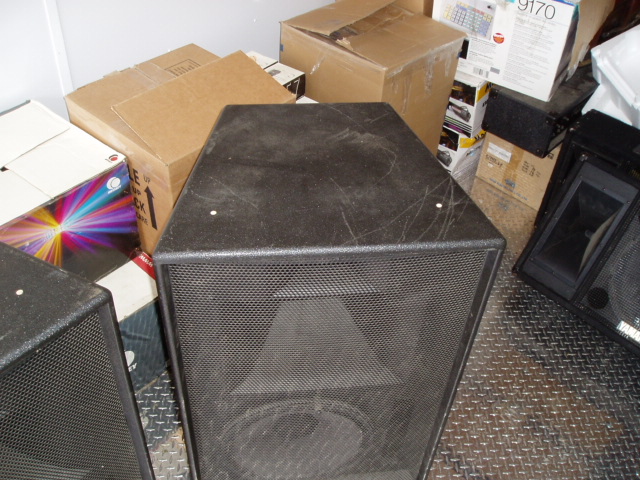 http://www.pispeakers.com/misc/ONeal_A-1_Stuff_For_Sale_005.jpg