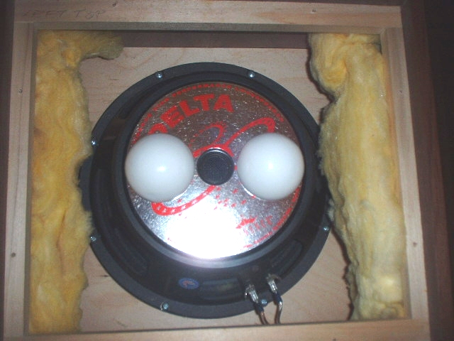 http://www.pispeakers.com/misc/Rubber_Ball_Brace.jpg